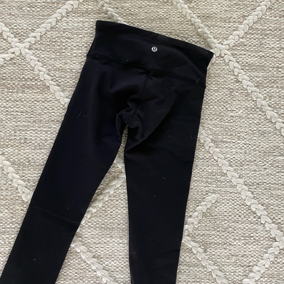 Lululemon Wunder Under Leggings - Picture 3 of 3